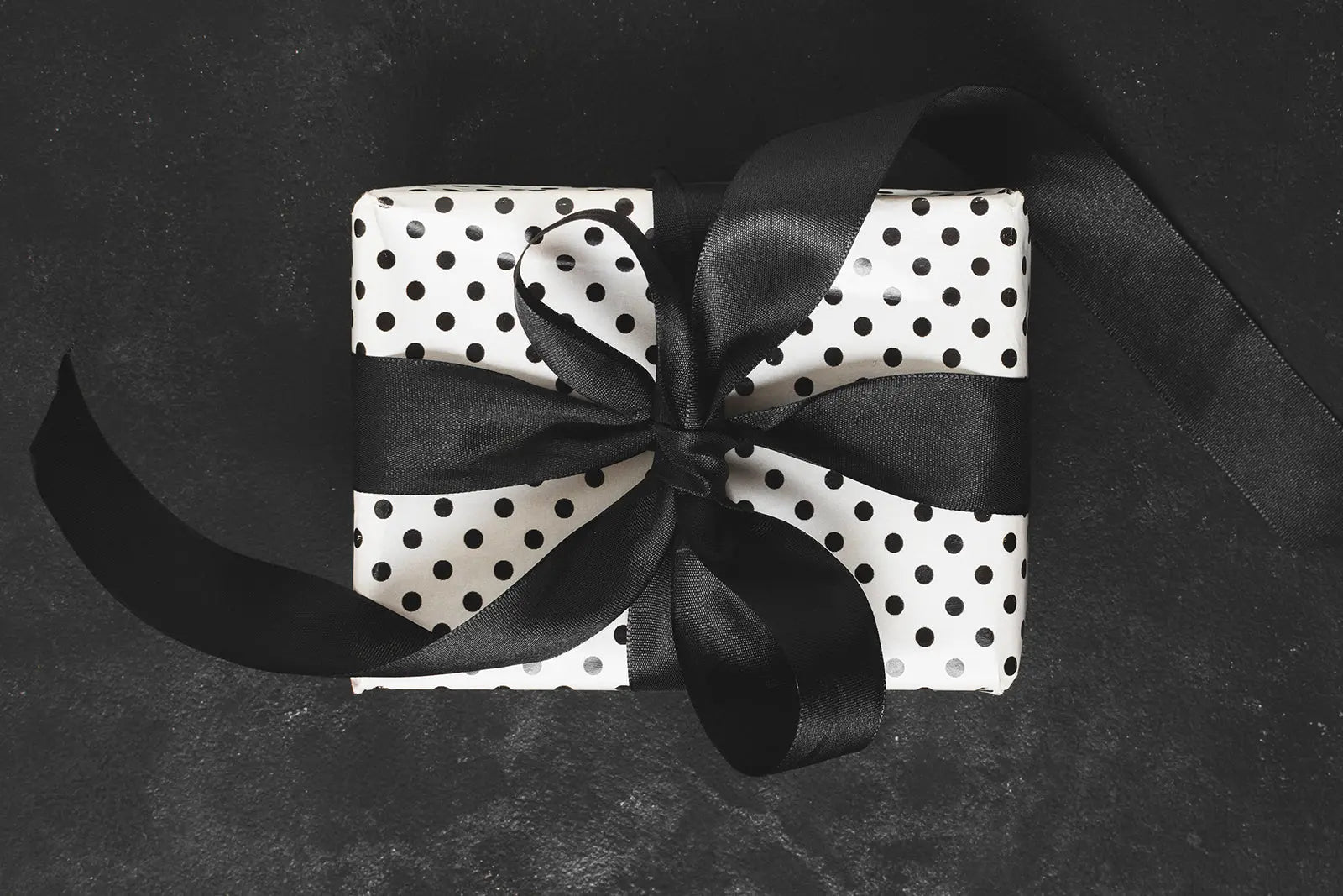 The Art of Elevation: A Luxury Gift Presentation Guide - Haus of Wrap