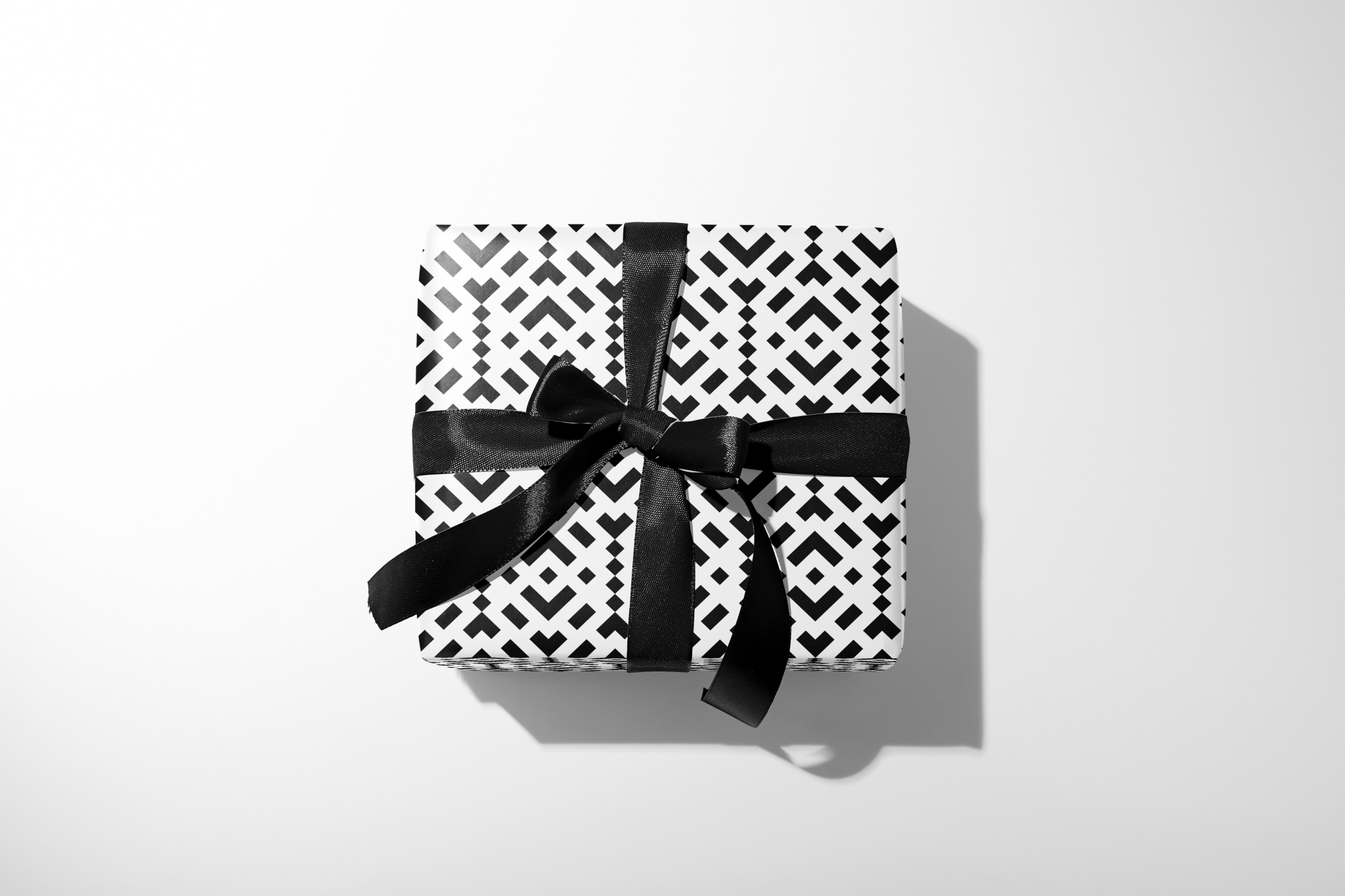 Monochrome Maze - Haus of Wrap