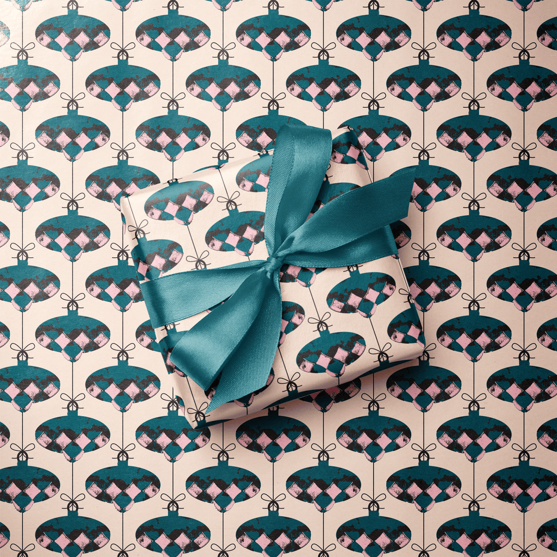 focus_keyword - Retro Bulb - Haus of Wrap