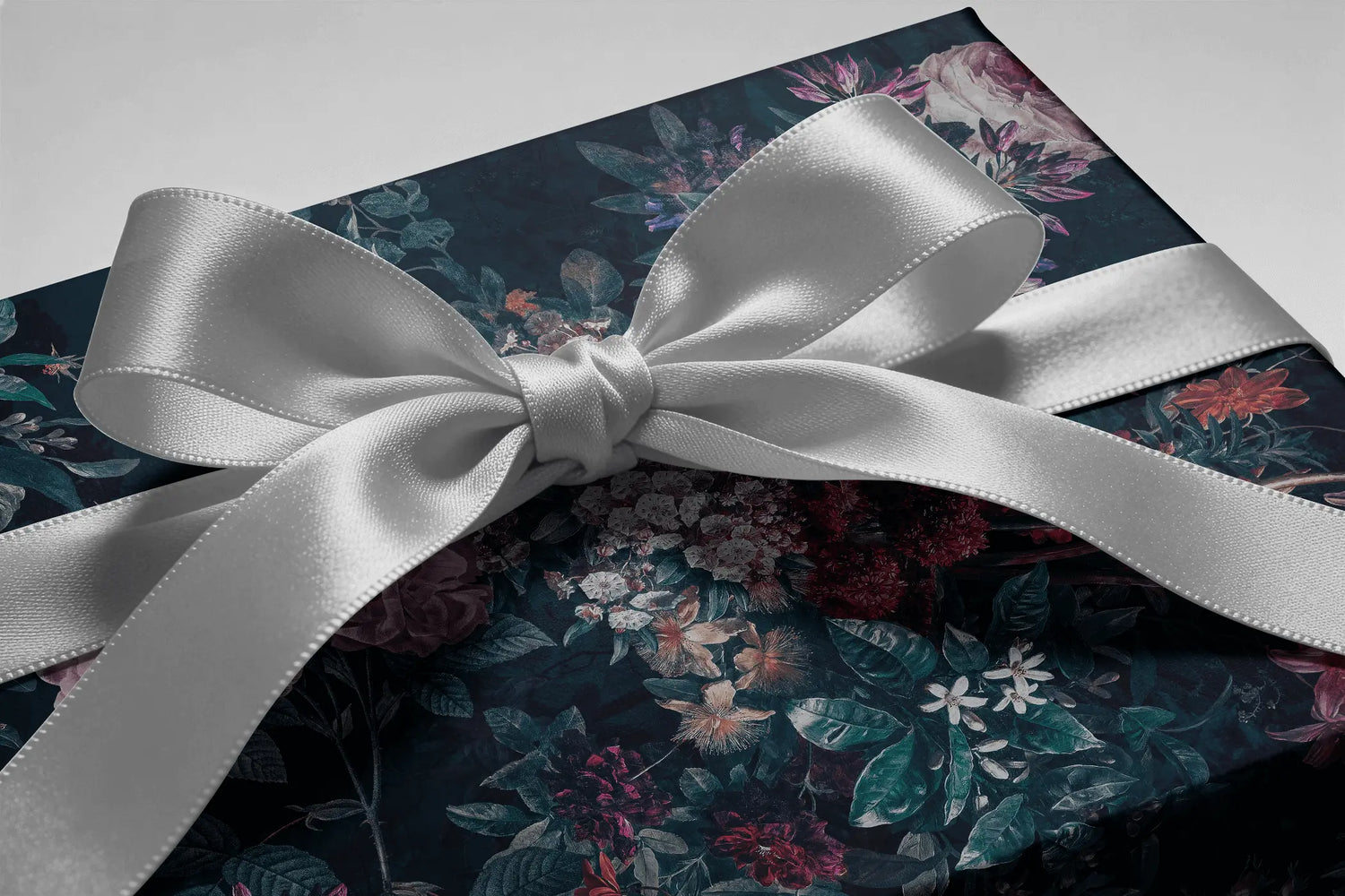focus_keyword - Flora Obscura - Haus of Wrap